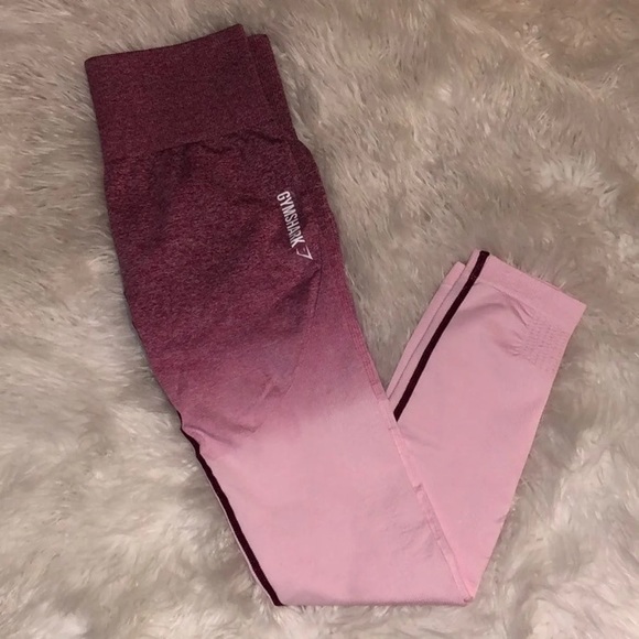 Gymshark Ombre set in small - Picture 3 of 3